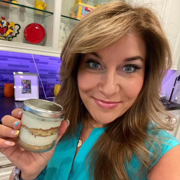 lisa-with-cupcake-in-jar